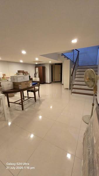 D20 Landed for sale in Thomson Hill, Ang Mo Kio / Bishan / Thomson, 5 Bedrooms, 4,800 sqft, Corner Terrace For Sale, by Lesley Loh, 500252577 - Interior - PropertyGuru.com.sg