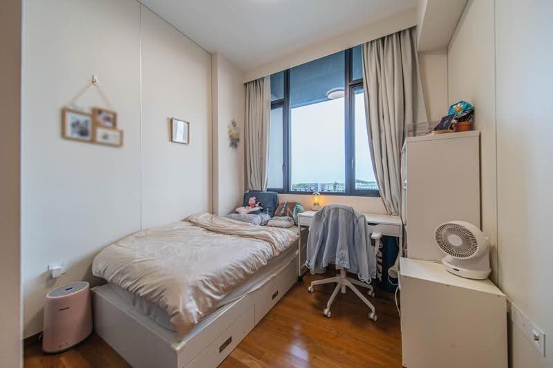 Parc Komo, 959 Upper Changi Road North, Changi Airport / Changi Village, 2 Bedrooms, 764 sqft, Condominium For Sale, by Kin ,, 500252583 - Bedroom 1 - PropertyGuru.com.sg