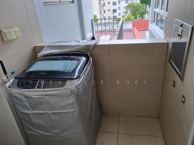Vogx, 111 Dorset Road, Farrer Park / Serangoon Rd, 2 Bedrooms, 872 sqft, Apartment For Rent, by Beatrice Boey, 500252584 - Balcony - PropertyGuru.com.sg