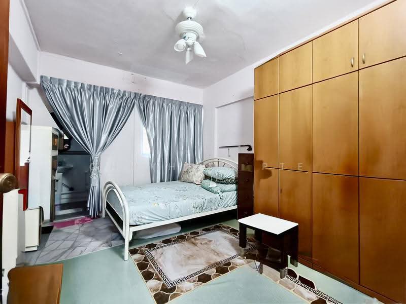 2 Chai Chee Road, 2 Chai Chee Road, Bedok / Upper East Coast, 2 Bedrooms, 807 sqft, HDB Flat For Sale, by AARON LIM, 500252589 - Bedroom - PropertyGuru.com.sg