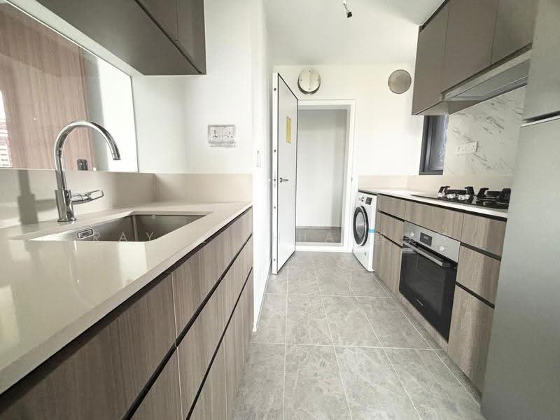 Bartley Vue, 6 Jalan Bunga Rampai, Hougang / Punggol / Sengkang, 2 Bedrooms, 732 sqft, Condominium For Sale, by Rayne Chua 蔡美慧, 500252590 - Kitchen - PropertyGuru.com.sg