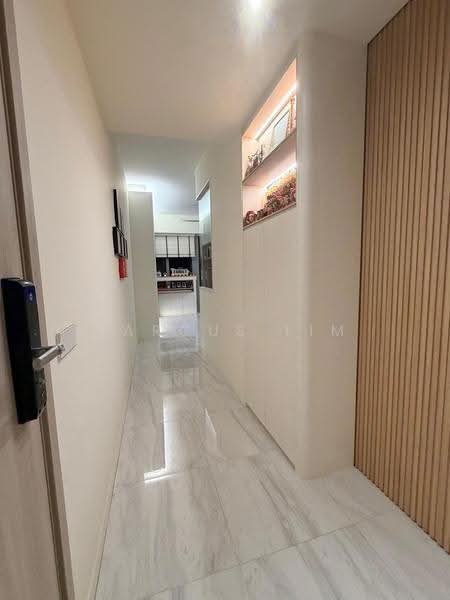 The Alps Residences, Tampines Avenue 10, Pasir Ris / Tampines, 3 Bedrooms, 1,087 sqft, Condominium For Sale, by Marcus Lim, 500252600 - Corridor - PropertyGuru.com.sg