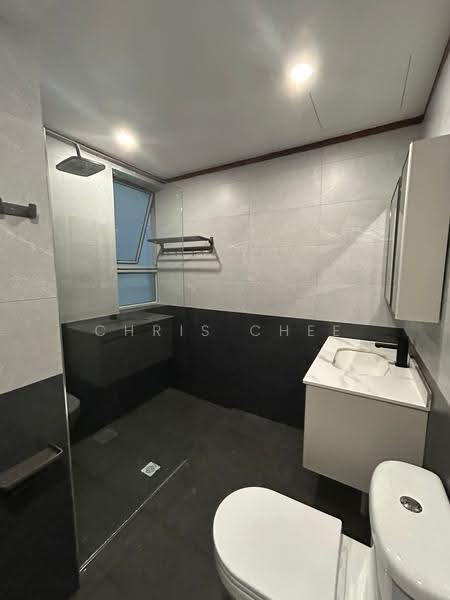 The Bayshore, 32 Bayshore Road, Bedok / Upper East Coast, 2 Bedrooms, 926 sqft, Condominium For Rent, by Chris Chee, 500252601 - Bathroom - PropertyGuru.com.sg