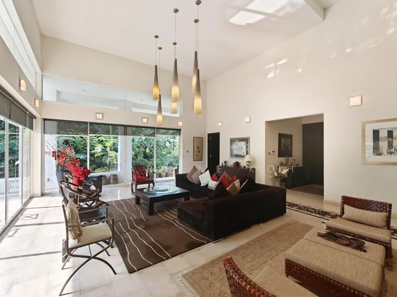 Swiss Club Park, Jalan Senandong, Newton / Novena, 6 Bedrooms, 8,500 sqft, Good Class Bungalow For Sale, by Charlene Koh, 500252606 - Living Room - PropertyGuru.com.sg