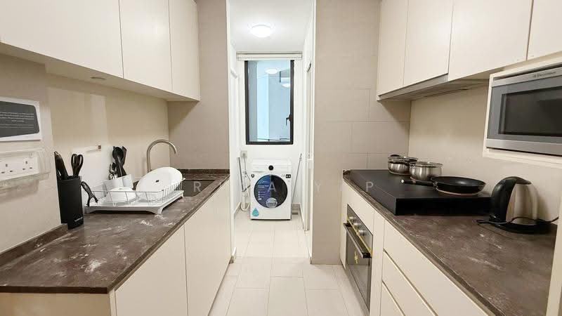 The Crest, 101 Prince Charles Crescent, Alexandra / Commonwealth, Room Rental, 60 sqft, Condominium For Rent, by Erica Yap, 500252622 - Kitchen - PropertyGuru.com.sg