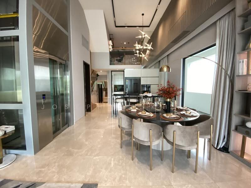 Belgravia Ace, Belgravia Drive, Seletar / Yio Chu Kang, 5 Bedrooms, 4,058 sqft, Cluster House For Sale, by Josephine Khiew, 500252624 - Dining Room - PropertyGuru.com.sg