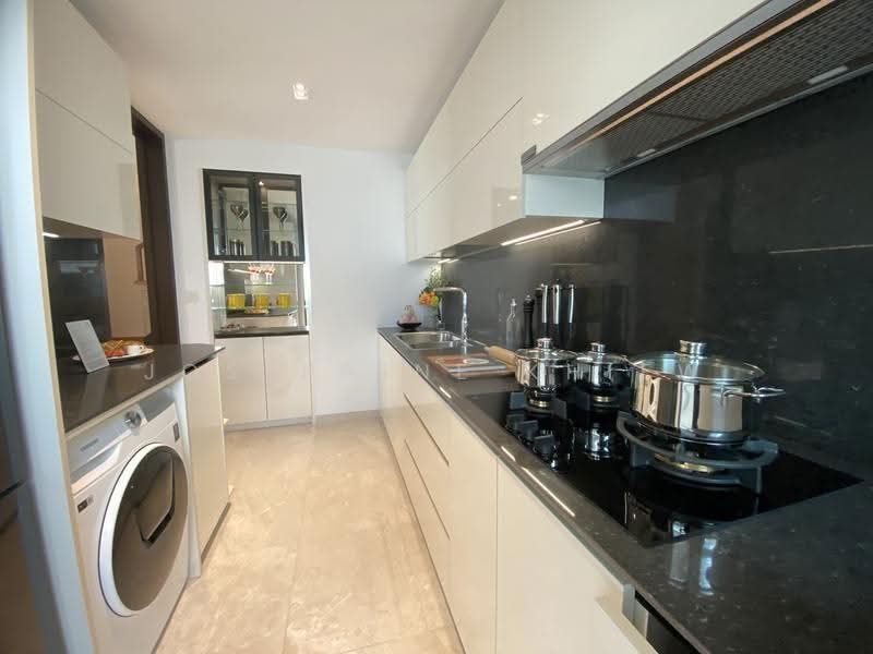 Belgravia Ace, Belgravia Drive, Seletar / Yio Chu Kang, 5 Bedrooms, 4,058 sqft, Cluster House For Sale, by Josephine Khiew, 500252624 - Kitchen - PropertyGuru.com.sg