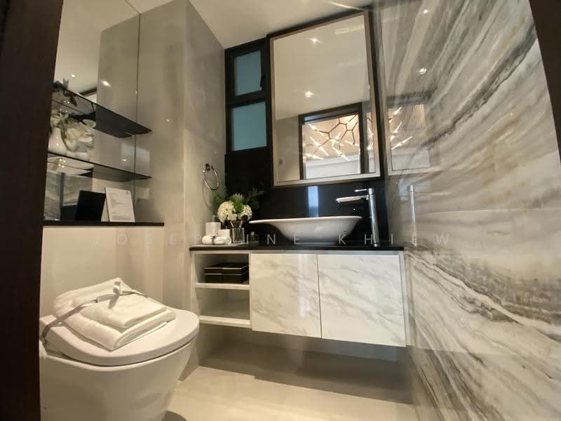 Belgravia Ace, Belgravia Drive, Seletar / Yio Chu Kang, 5 Bedrooms, 4,058 sqft, Cluster House For Sale, by Josephine Khiew, 500252624 - Bathroom - PropertyGuru.com.sg