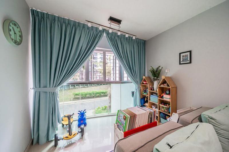 199D Punggol Field, 199D Punggol Field, Hougang / Punggol / Sengkang, 3 Bedrooms, 1,184 sqft, HDB Flat For Sale, by Bryan Tan, 500252625 - Living Room - PropertyGuru.com.sg