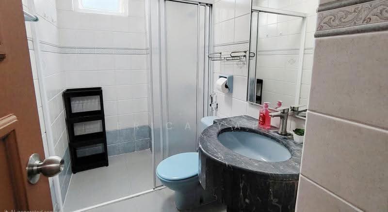 Jervois Lodge, 32 Jervois Road, Tanglin / Holland / Bukit Timah, Room Rental, 100 sqft, Condominium For Rent, by Erica Yap, 500252633 - Bathroom - PropertyGuru.com.sg