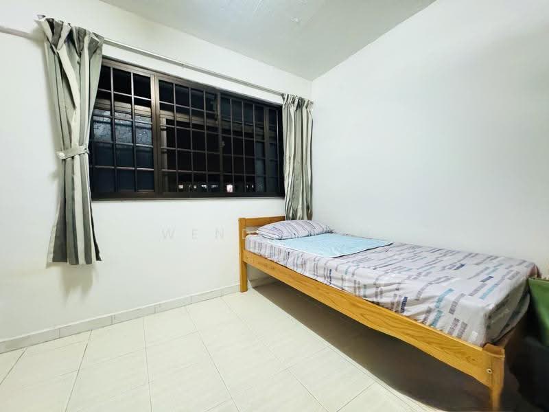 259 Bukit Batok East Avenue 4, 259 Bukit Batok East Avenue 4, Dairy Farm / Bukit Panjang / Choa Chu Kang, 3 Bedrooms, 1,001 sqft, HDB Flat For Sale, by Wendy Teh, 500252637 - Bedroom - PropertyGuru.com.sg