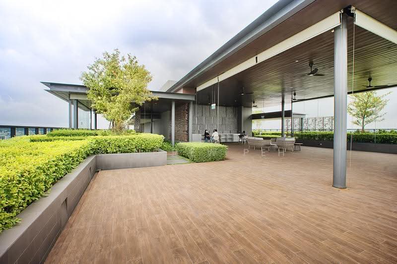 Woods Square, 12 Woodlands Square, Admiralty / Woodlands, 560 sqft, Office For Sale, by Kendrew Peh, 500252655 - CommercialGuru.com.sg
