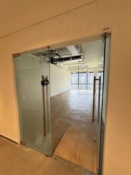 Woods Square, 12 Woodlands Square, Admiralty / Woodlands, 560 sqft, Office For Sale, by Kendrew Peh, 500252655 - Interior - CommercialGuru.com.sg