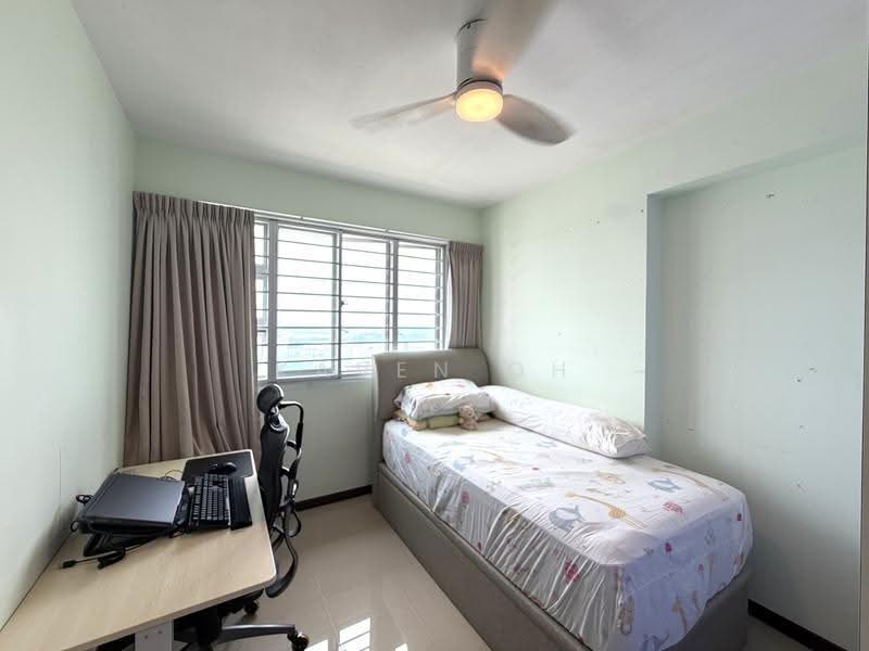 183C Woodlands Street 13, 183C Woodlands Street 13, Admiralty / Woodlands, 3 Bedrooms, 1,001 sqft, HDB Flat For Sale, by Kaven Oh, 500252658 - Bedroom 2 - PropertyGuru.com.sg