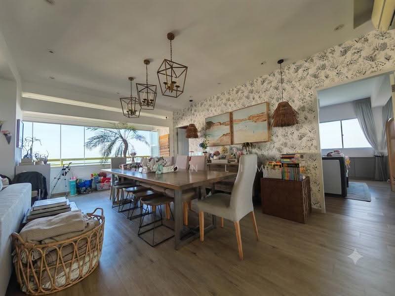 Neptune Court, 2 Marine Vista, East Coast / Marine Parade, 3 Bedrooms, 1,636 sqft, Apartment For Sale, by Simon Lim, 500252661 - Dining Room - PropertyGuru.com.sg