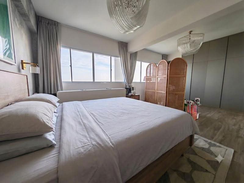 Neptune Court, 2 Marine Vista, East Coast / Marine Parade, 3 Bedrooms, 1,636 sqft, Apartment For Sale, by Simon Lim, 500252661 - Bedroom - PropertyGuru.com.sg