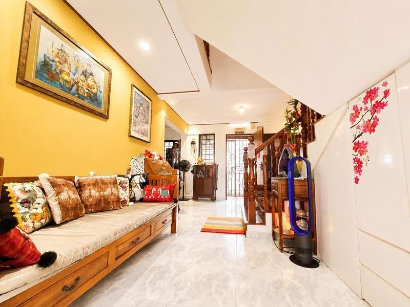 411 Eunos Road 5, 411 Eunos Road 5, Eunos / Geylang / Paya Lebar, 3 Bedrooms, 1,528 sqft, HDB Flat For Sale, by Crystan Lim, 500252666 - Living Room - PropertyGuru.com.sg
