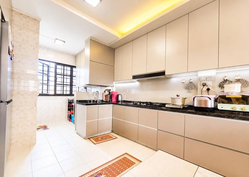 411 Eunos Road 5, 411 Eunos Road 5, Eunos / Geylang / Paya Lebar, 3 Bedrooms, 1,528 sqft, HDB Flat For Sale, by Crystan Lim, 500252666 - Kitchen - PropertyGuru.com.sg