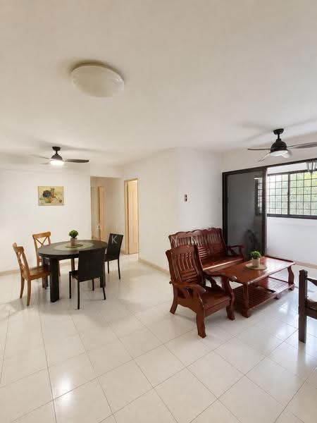 680A Jurong West Central 1, 680A Jurong West Central 1, Boon Lay / Jurong / Tuas, 4 Bedrooms, 1,453 sqft, HDB Flat For Sale, by Afariss Khann, 500252669 - Living Room - PropertyGuru.com.sg