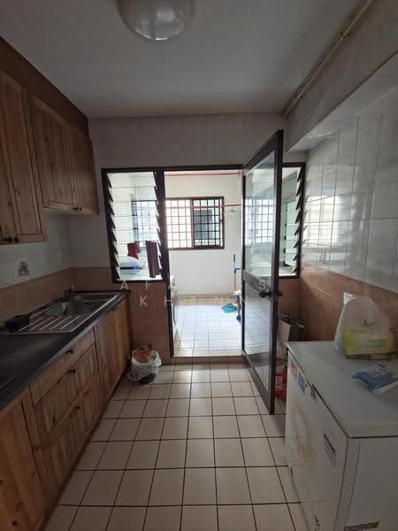 680A Jurong West Central 1, 680A Jurong West Central 1, Boon Lay / Jurong / Tuas, 4 Bedrooms, 1,453 sqft, HDB Flat For Sale, by Afariss Khann, 500252669 - Kitchen - PropertyGuru.com.sg
