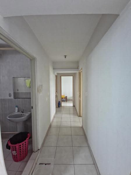 680A Jurong West Central 1, 680A Jurong West Central 1, Boon Lay / Jurong / Tuas, 4 Bedrooms, 1,453 sqft, HDB Flat For Sale, by Afariss Khann, 500252669 - Corridor - PropertyGuru.com.sg