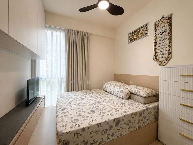 Treasure at Tampines, 3 Tampines Lane, Pasir Ris / Tampines, 3 Bedrooms, 915 sqft, Condominium For Sale, by Kavin Kuah, 500252681 - Bedroom - PropertyGuru.com.sg