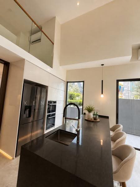 Belgravia Ace, 473 Belgravia Drive, Seletar / Yio Chu Kang, 5 Bedrooms, 4,058 sqft, Semi-Detached House For Sale, by Kendrew Peh, 500252701 - Kitchen - PropertyGuru.com.sg