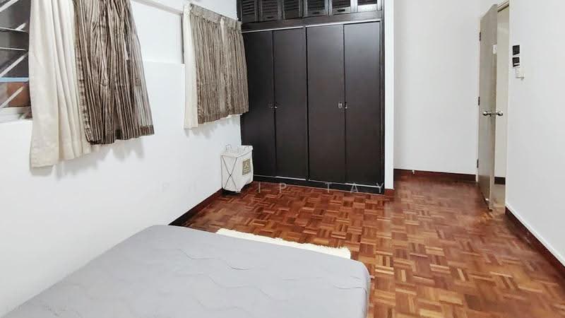 Ridgewood Condominium, 1 Ridgewood Close, Tanglin / Holland / Bukit Timah, Room Rental, 100 sqft, Condominium For Rent, by Philip Tay, 500252735 - Bedroom - PropertyGuru.com.sg