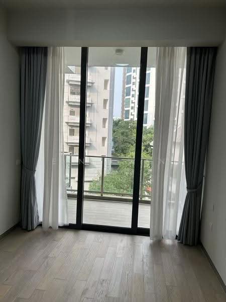 Robin Residences, 1 Robin Drive, Tanglin / Holland / Bukit Timah, 2 Bedrooms, 829 sqft, Condominium For Sale, by Bernie Wang 王盛雄, 500252742 - Balcony - PropertyGuru.com.sg