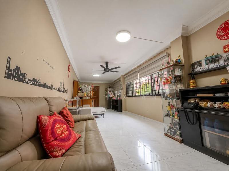 263 Bishan Street 22, 263 Bishan Street 22, Ang Mo Kio / Bishan / Thomson, 3 Bedrooms, 1,206 sqft, HDB Flat For Sale, by Tay Yixian, 500252748 - Living Room - PropertyGuru.com.sg
