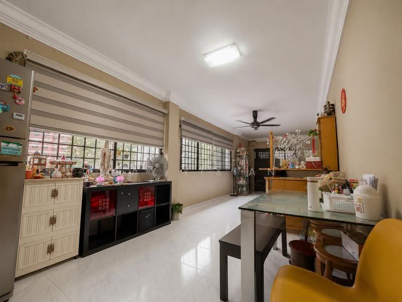 263 Bishan Street 22, 263 Bishan Street 22, Ang Mo Kio / Bishan / Thomson, 3 Bedrooms, 1,206 sqft, HDB Flat For Sale, by Tay Yixian, 500252748 - Living Room - PropertyGuru.com.sg