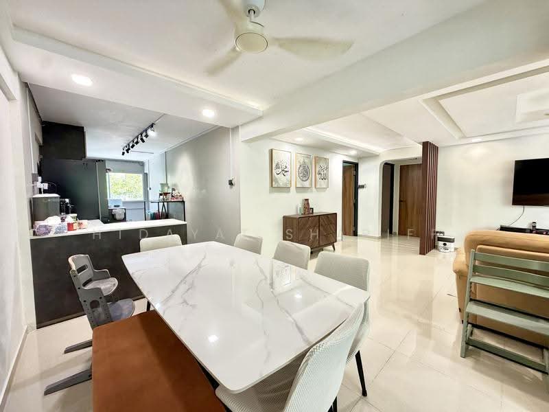 630 Hougang Avenue 8, 630 Hougang Avenue 8, Hougang / Punggol / Sengkang, 3 Bedrooms, 1,313 sqft, HDB Flat For Sale, by Hidayat Shariff, 500252749 - Living Room - PropertyGuru.com.sg