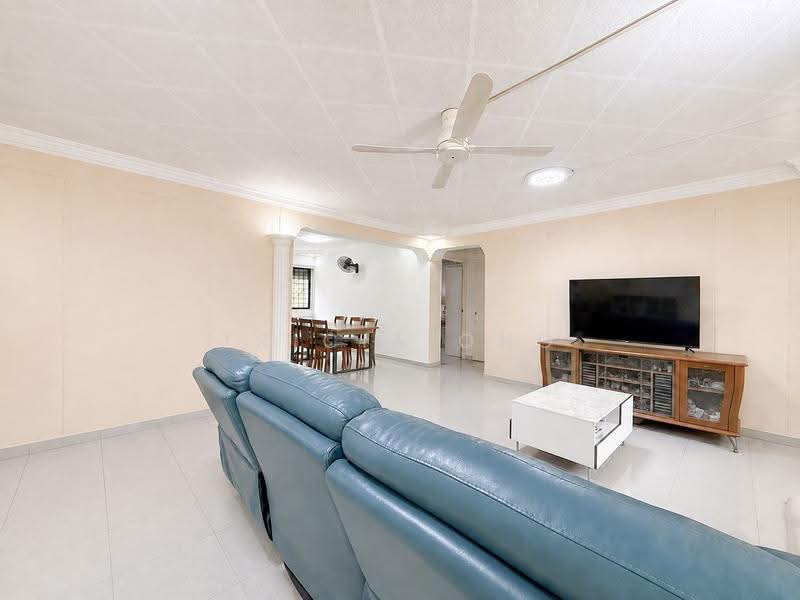 188 Pasir Ris Street 12, 188 Pasir Ris Street 12, Pasir Ris / Tampines, 4 Bedrooms, 1,335 sqft, HDB Flat For Sale, by Tricia Ong, 500252759 - Living Room - PropertyGuru.com.sg