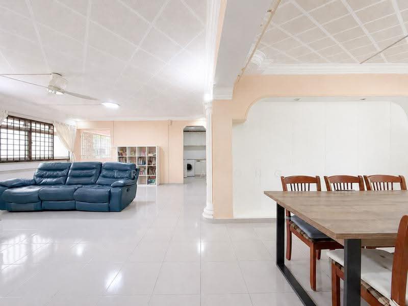 188 Pasir Ris Street 12, 188 Pasir Ris Street 12, Pasir Ris / Tampines, 4 Bedrooms, 1,335 sqft, HDB Flat For Sale, by Tricia Ong, 500252759 - Living Room - PropertyGuru.com.sg
