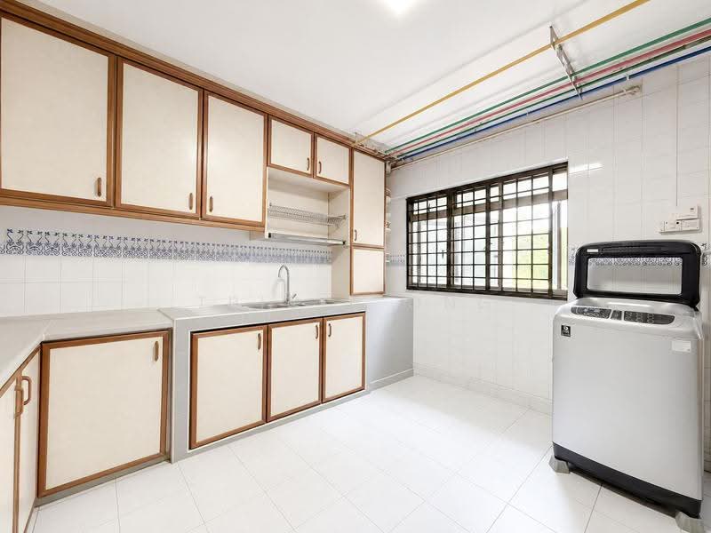 188 Pasir Ris Street 12, 188 Pasir Ris Street 12, Pasir Ris / Tampines, 4 Bedrooms, 1,335 sqft, HDB Flat For Sale, by Tricia Ong, 500252759 - Kitchen - PropertyGuru.com.sg