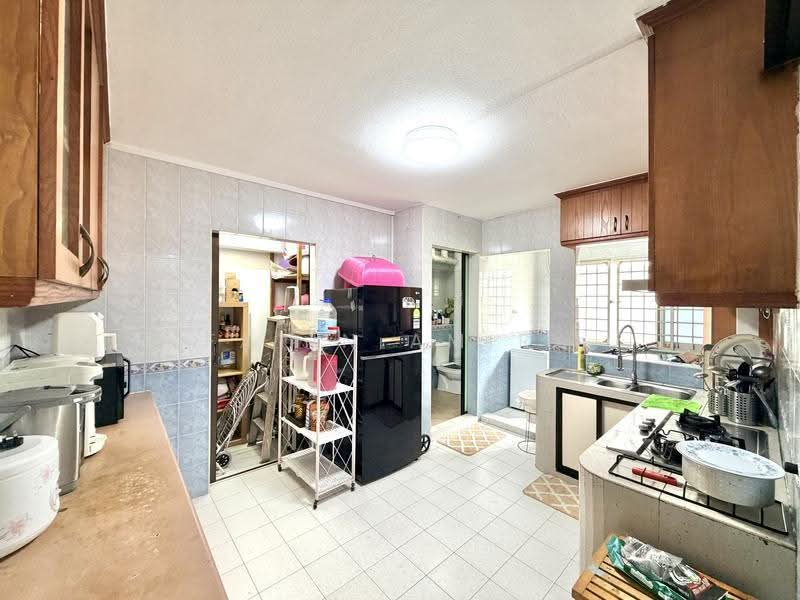 714 Pasir Ris Street 72, 714 Pasir Ris Street 72, Pasir Ris / Tampines, 4 Bedrooms, 1,539 sqft, HDB Flat For Sale, by Fatin Amira, 500252772 - Kitchen - PropertyGuru.com.sg