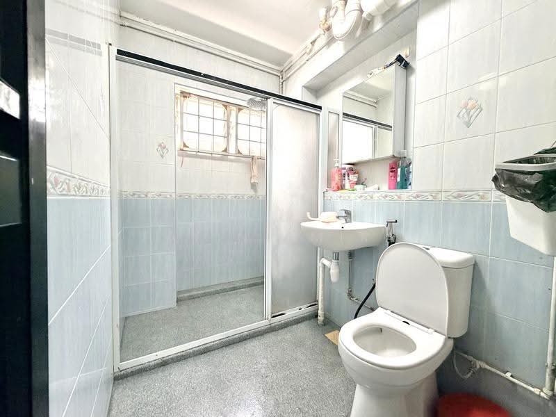 714 Pasir Ris Street 72, 714 Pasir Ris Street 72, Pasir Ris / Tampines, 4 Bedrooms, 1,539 sqft, HDB Flat For Sale, by Fatin Amira, 500252772 - Bathroom - PropertyGuru.com.sg