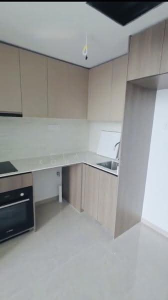 Hillock Green, 22-28 Lentor Central, Mandai / Upper Thomson, 2 Bedrooms, 775 sqft, Condominium For Sale, by Claire Koh 许凯欣, 500252776 - Kitchen - PropertyGuru.com.sg