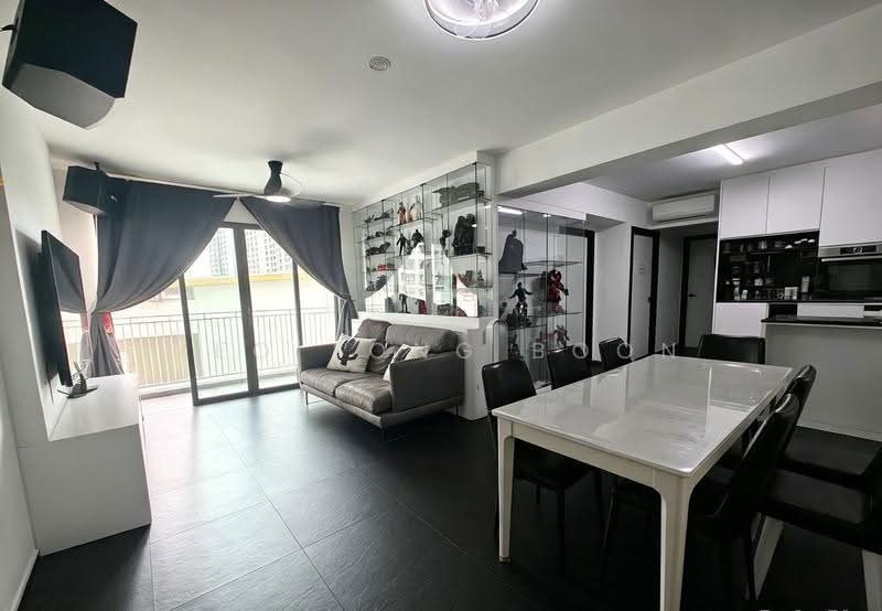 415A Northshore Drive, 415A Northshore Drive, Hougang / Punggol / Sengkang, 4 Bedrooms, 1,324 sqft, HDB Flat For Sale, by Yeo Tong Boon, 500252779 - Living Room - PropertyGuru.com.sg