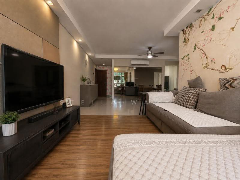 476 Segar Road, 476 Segar Road, Dairy Farm / Bukit Panjang / Choa Chu Kang, 3 Bedrooms, 1,184 sqft, HDB Flat For Sale, by Stella Wang, 500252797 - Living Room - PropertyGuru.com.sg