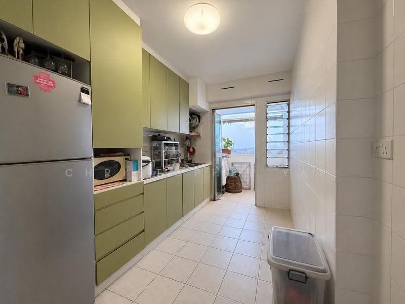 421 Clementi Avenue 1, 421 Clementi Avenue 1, Buona Vista / West Coast / Clementi New Town, 3 Bedrooms, 980 sqft, HDB Flat For Sale, by Christopher Yap, 500252799 - Kitchen - PropertyGuru.com.sg