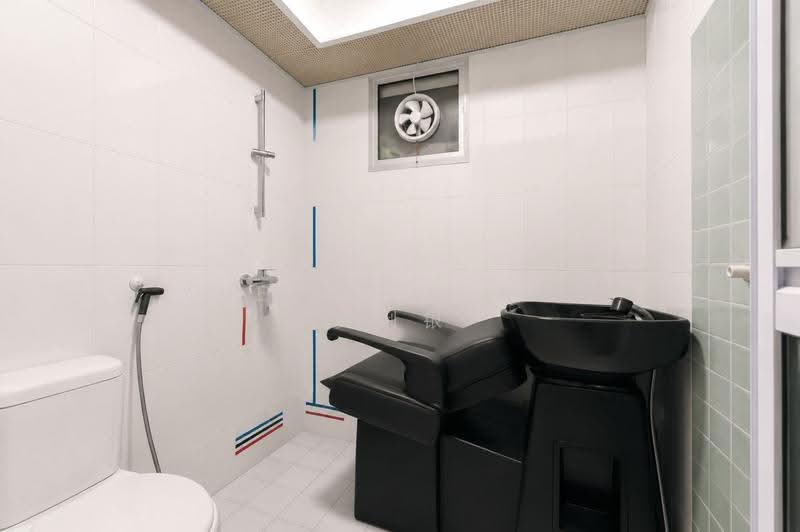 416A Fernvale Link, 416A Fernvale Link, Seletar / Yio Chu Kang, 3 Bedrooms, 1,216 sqft, HDB Flat For Sale, by Yvette Huang 黄俐银, 500252809 - Bathroom - PropertyGuru.com.sg