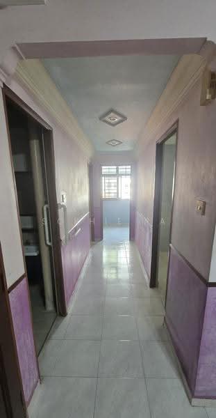 660 Choa Chu Kang Crescent, 660 Choa Chu Kang Crescent, Dairy Farm / Bukit Panjang / Choa Chu Kang, Room Rental, 200 sqft, HDB Flat For Rent, by Sophie RA, 500252811 - Corridor - PropertyGuru.com.sg