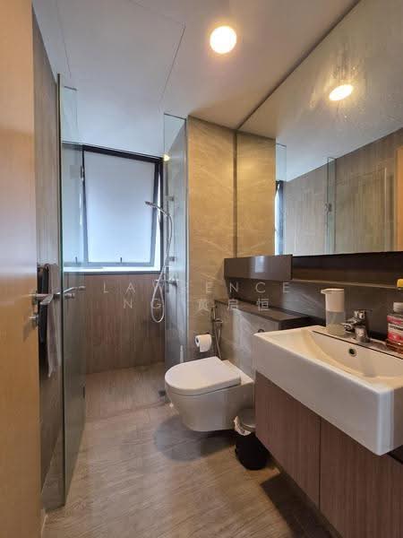 The Jovell, 21 Flora Drive, Changi Airport / Changi Village, 2 Bedrooms, 721 sqft, Condominium For Sale, by Lawrence Ng 黄启恒, 500252812 - Bathroom - PropertyGuru.com.sg