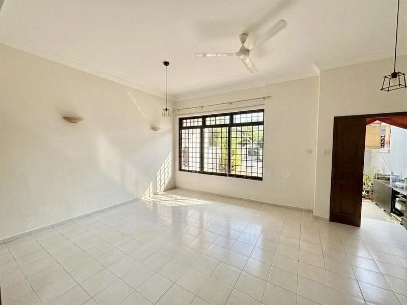 Landed House on Saraca Walk, Saraca Walk, Seletar / Yio Chu Kang, 4 Bedrooms, 3,000 sqft, Terraced House For Rent, by Melvin Fang, 500252818 - Living Room - PropertyGuru.com.sg
