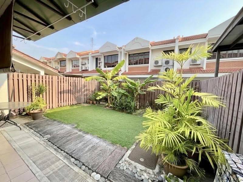 Landed House on Saraca Walk, Saraca Walk, Seletar / Yio Chu Kang, 4 Bedrooms, 3,000 sqft, Terraced House For Rent, by Melvin Fang, 500252818 - Yard Garden - PropertyGuru.com.sg