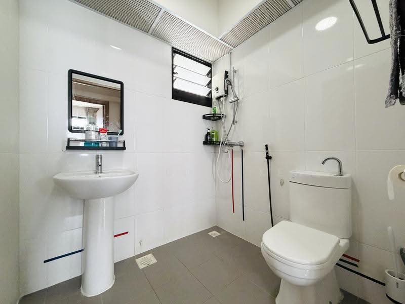 108A Bidadari Park Drive, 108A Bidadari Park Drive, Balestier / Toa Payoh, 2 Bedrooms, 732 sqft, HDB Flat For Sale, by Wong Boon Keng, 500252826 - Bathroom - PropertyGuru.com.sg