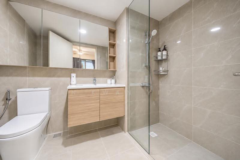 Treasure at Tampines, 57 Tampines Lane, Pasir Ris / Tampines, 3 Bedrooms, 861 sqft, Condominium For Sale, by Tan Kwan Yick, 500252828 - Master Bedroom Bathroom - PropertyGuru.com.sg