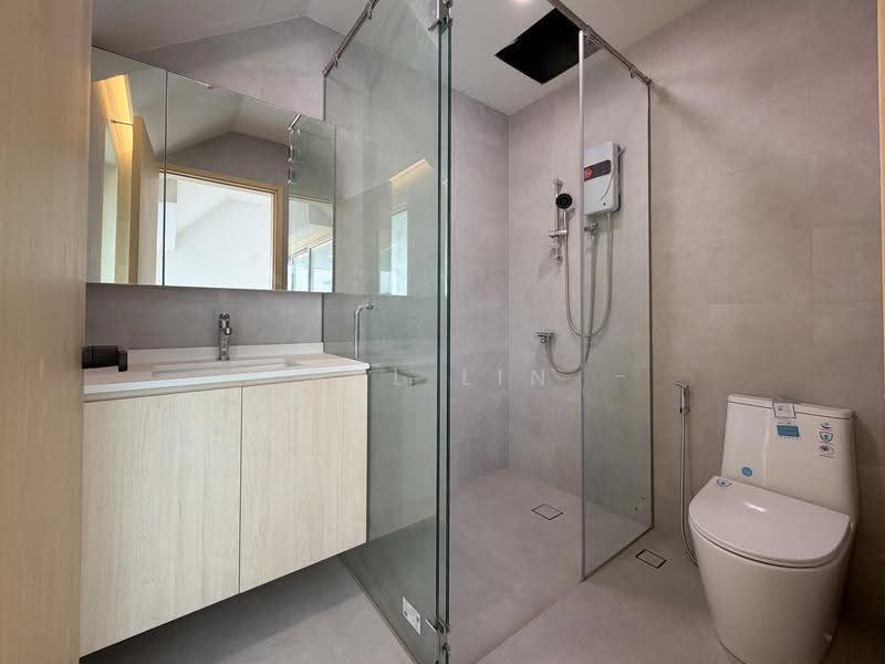 ◤ BRAND NEW TERRACE WITH LIFT D20 TOP SOON ◤ 1km CHIJ St Nicks Girls School, Upper Thomson Mayflower MRT Thomson Plaza Seraya Crescent Nemesu Ave, Ang Mo Kio / Bishan / Thomson, 5 Bedrooms, 3,648 sqft, Terraced House For Sale, by Val Lin, 500252835 - Bathroom - PropertyGuru.com.sg