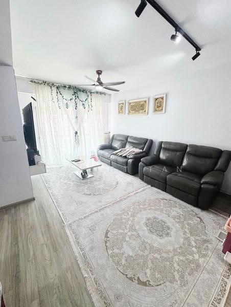 442 Yishun Avenue 11, 442 Yishun Avenue 11, Sembawang / Yishun, 3 Bedrooms, 1,001 sqft, HDB Flat For Sale, by Vincent Tan, 500252837 - Living Room - PropertyGuru.com.sg